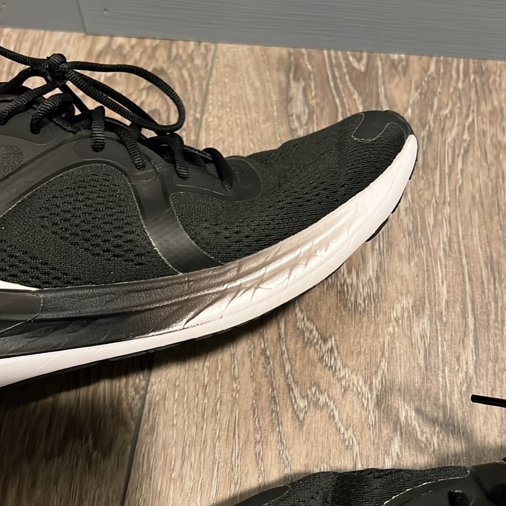 Lululemon Blissful Running Shoe size 11 - Picture 16 of 16